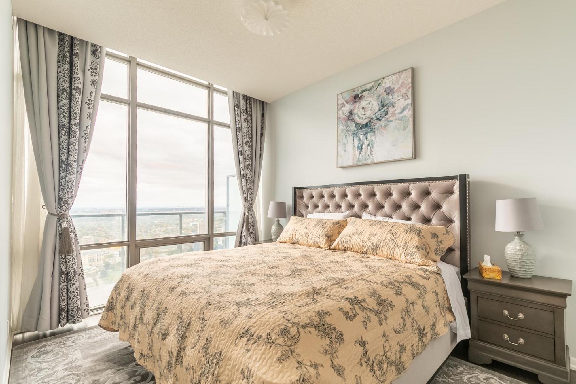 Great View High Rise In Central 토론토 외부 사진